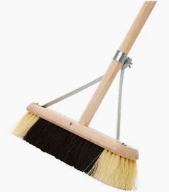24" PLATFORM BRUSH C/W STAY